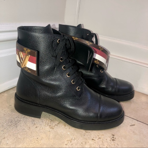 LV Black Canvas Wonderland Ranger Ankle Length Combat Boot Rare Strap - Picture 4 of 7